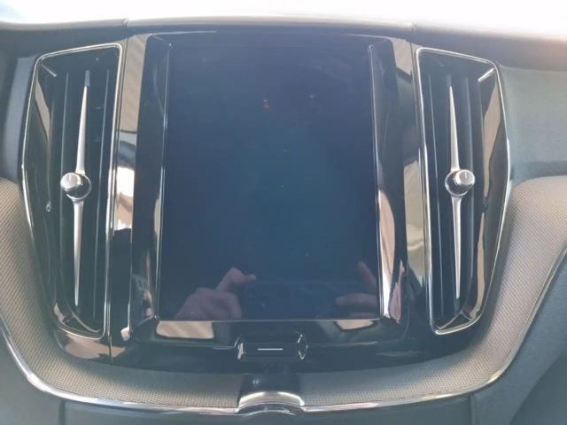 Volvo XC60 Dark Plus