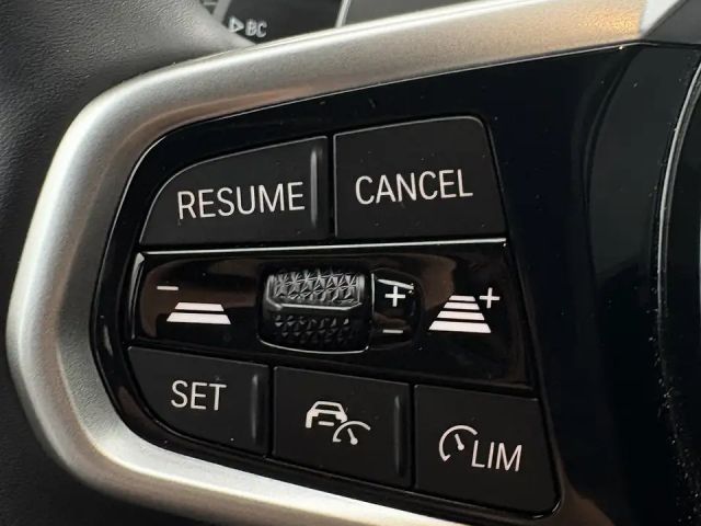 BMW 330 330i Touring xDrive