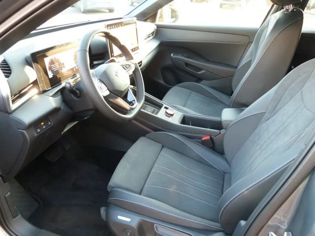 Volkswagen T-Roc 1.5 eTSI DSG Style