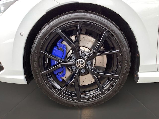 Volkswagen Golf 2.0 TSI DSG