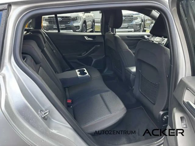 Ford Focus ST Line Wagon