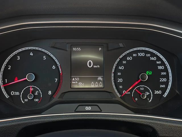 Volkswagen T-Roc Active