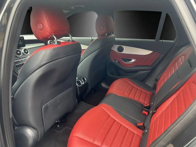 Mercedes-Benz GLC 300 4MATIC AMG Line