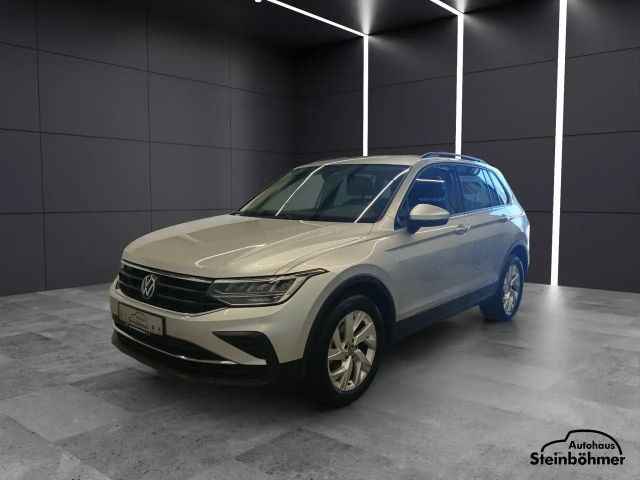 Volkswagen Tiguan DSG Life