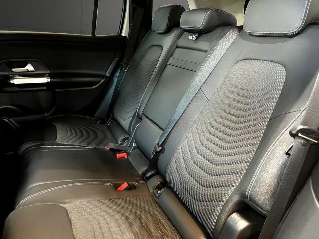 Mercedes-Benz GLB 250 4MATIC Progressive