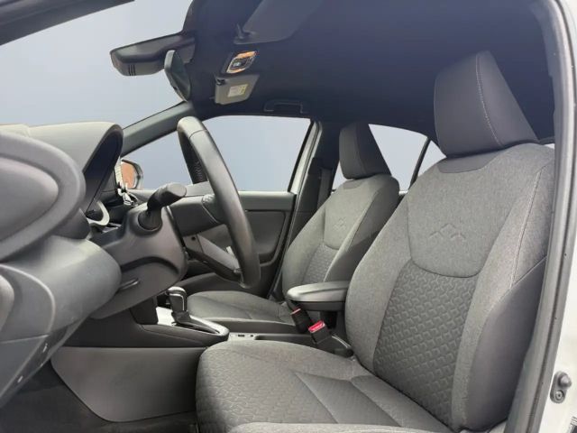 Toyota Yaris Cross Hybride Team D