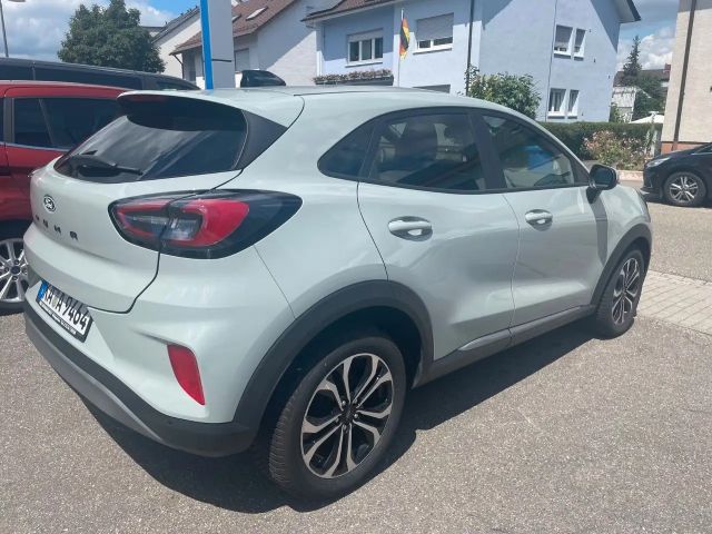 Ford Puma EcoBoost Titanium