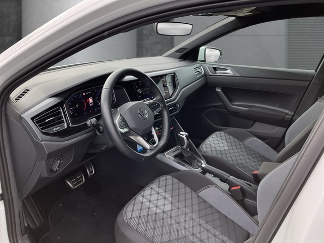 Volkswagen Polo 1.0 TSI DSG R-Line