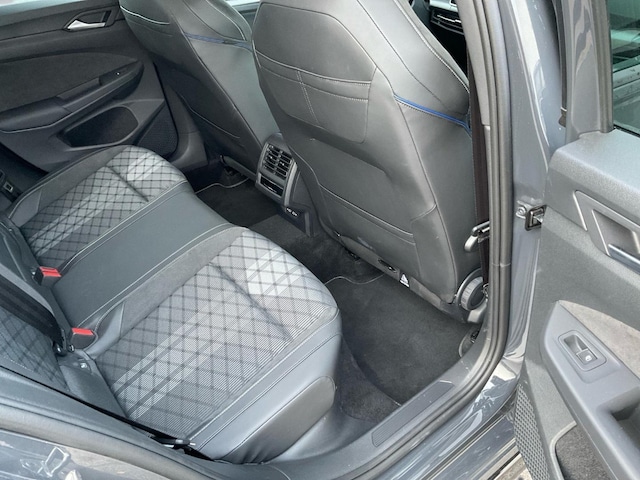 Volkswagen Golf 2.0 TDI DSG Golf VIII