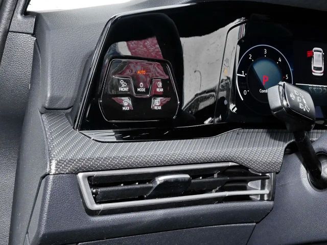 Volkswagen Golf R-Line Variant