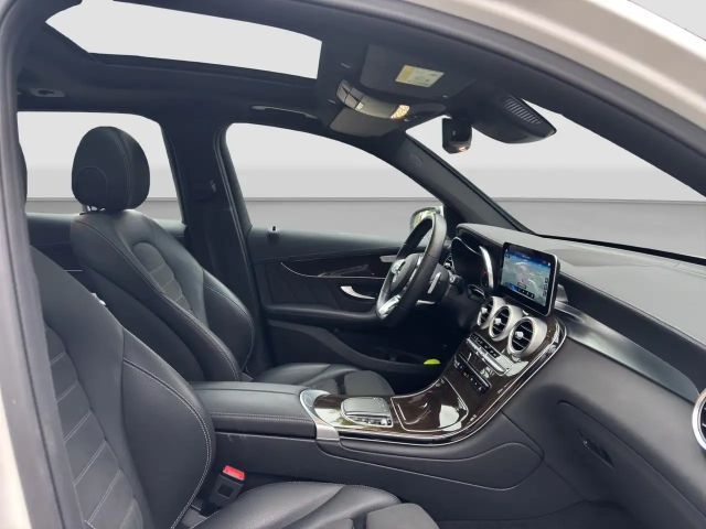 Mercedes-Benz GLC 200 4MATIC AMG Line