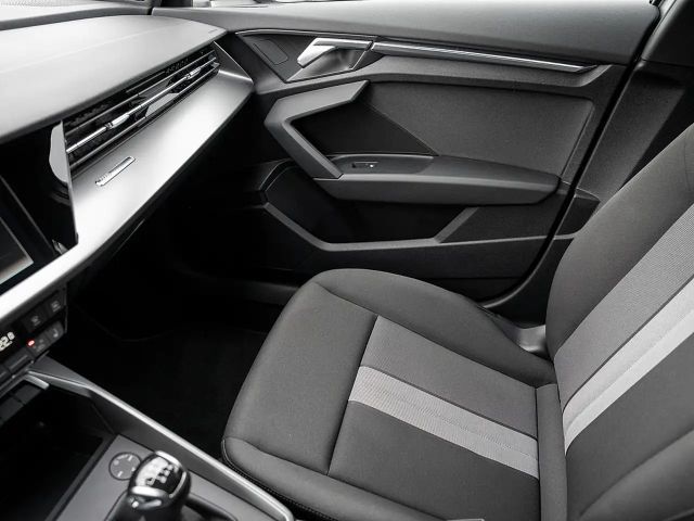 Audi A3 30 TFSI Sedan Sportback