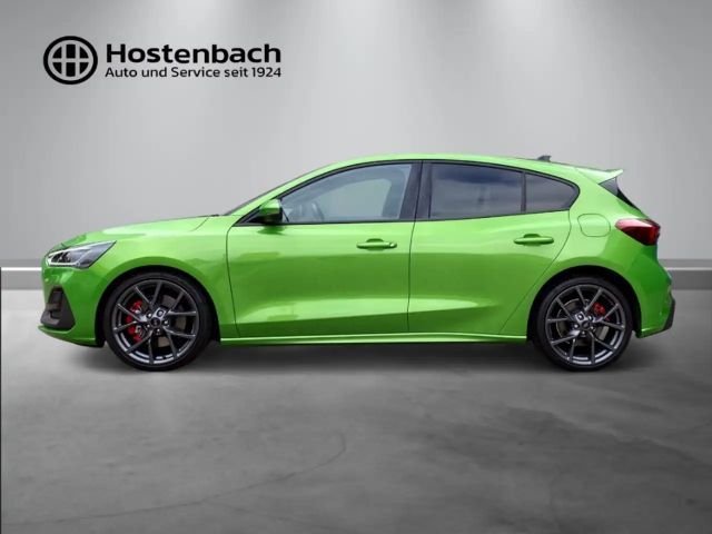 Ford Focus ST Line