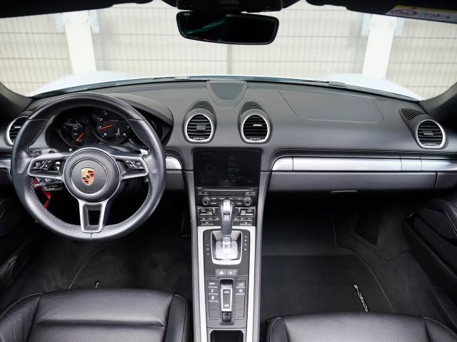 Porsche Boxster 718