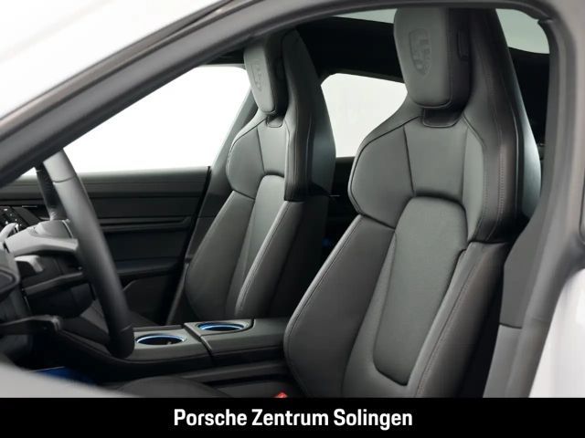 Porsche Taycan 4 Black Edition