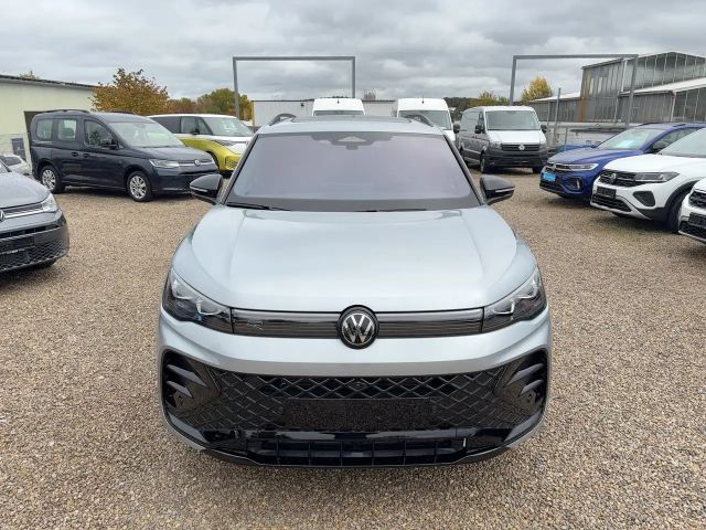 Volkswagen Tiguan 4Motion DSG R-Line