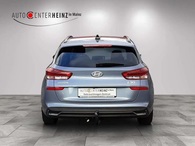 Hyundai i30 Advantage Hybrid