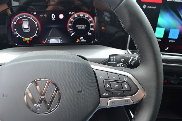 Volkswagen Golf DSG Pro Style Variant