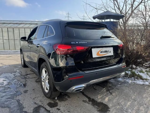 Mercedes-Benz GLA 250 GLA 250 * viele EXTRAS * 1.Besitz AHK