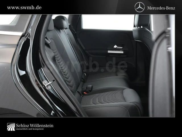 Mercedes-Benz B 180 Progressive