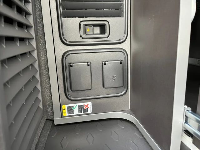 Volkswagen California Beach DSG T7