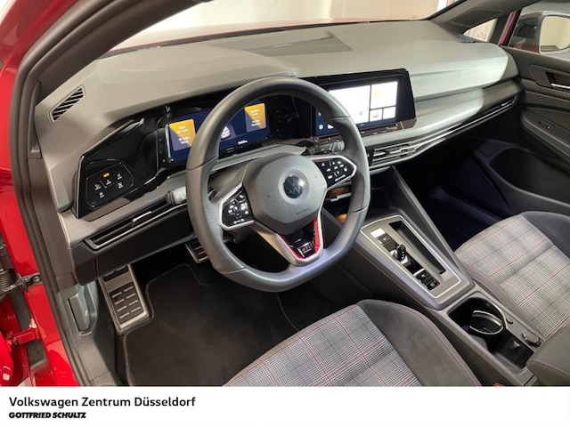 Volkswagen Golf 2.0 TSI DSG Style