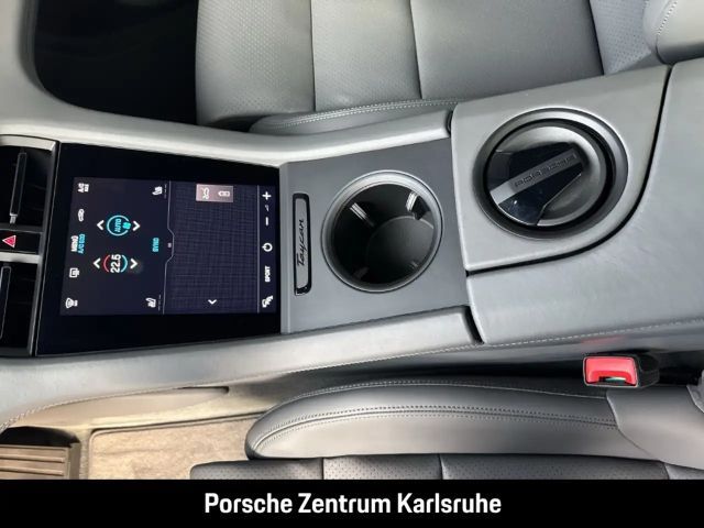 Porsche Taycan 4S Cross Turismo