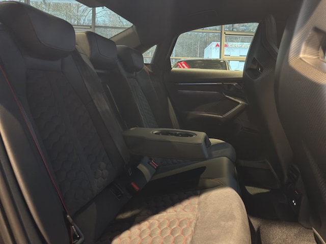 Audi RS3 Quattro S-Tronic Sedan