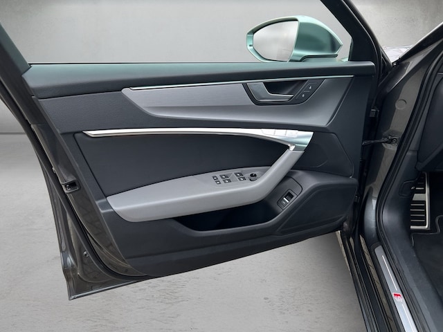 Audi S6 Avant Quattro