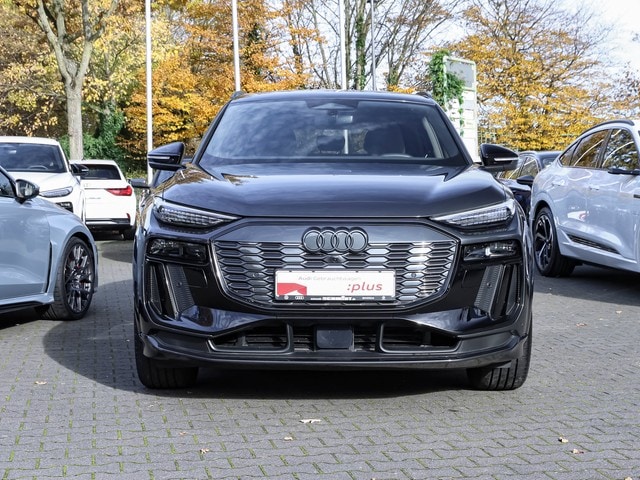 Audi Q6 e-tron SUV e-tron Audi Q6 SUV e-tron
