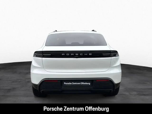 Porsche Macan HUD Luftfed. AHK-el. Pano Navi Dig.Cockpit