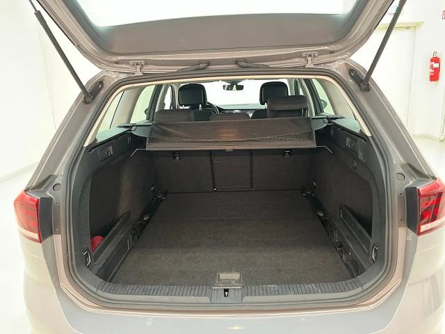 Volkswagen Passat Business DSG Variant