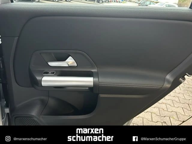 Mercedes-Benz B 200 B 200 d Progressive