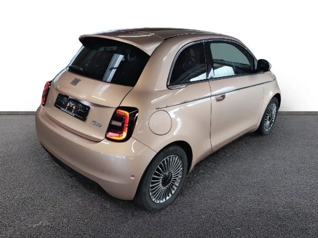 Fiat 500e 42 kWh