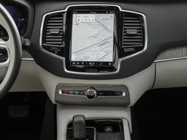 Volvo XC90 AWD Core Recharge T8