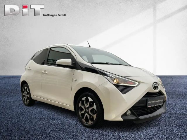 Toyota Aygo 1.0 VVT-i Hatchback X-sky