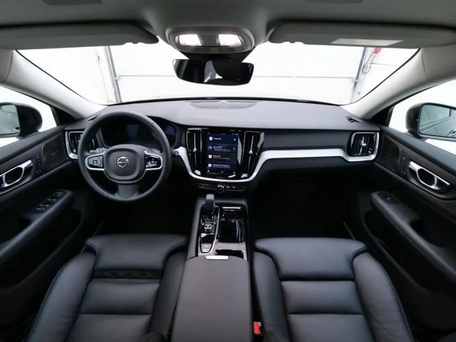 Volvo V60 AWD Dark Hybrid Plus T6