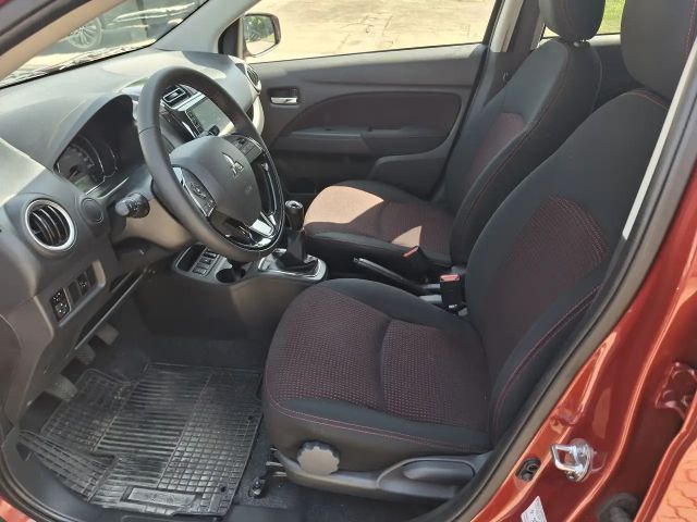 Mitsubishi Space Star Star