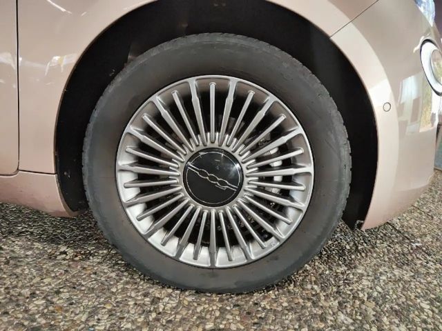 Fiat 500e 42 kWh