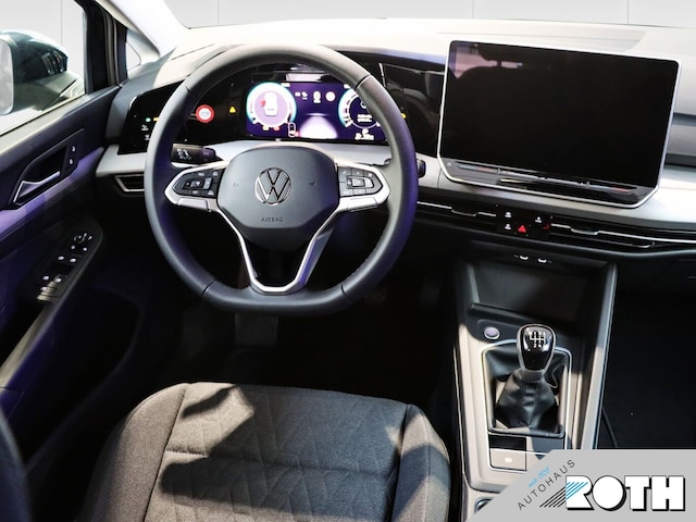 Volkswagen Golf Life Variant