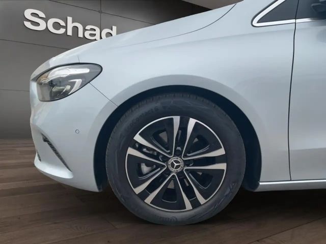 Mercedes-Benz B 180 Progressive Sedan