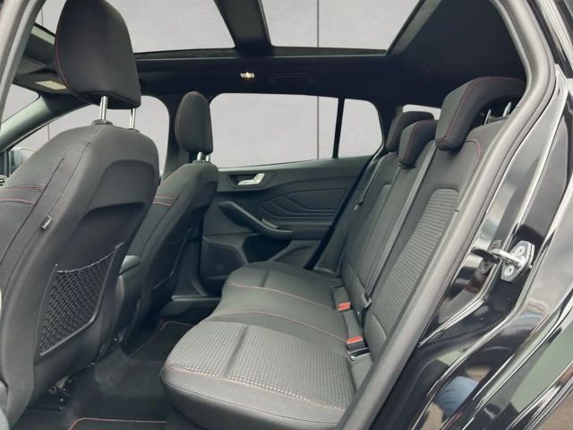 Ford Focus EcoBoost ST Line Wagon