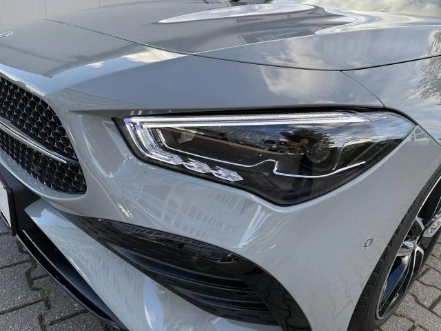 Mercedes-Benz CLA 200 AMG Line Shooting Brake