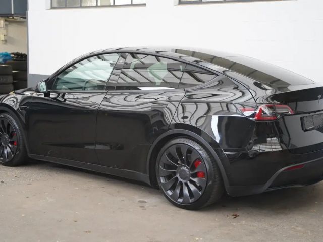 Tesla Model Y Performance