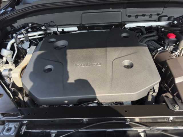 Volvo XC60 Dark Plus