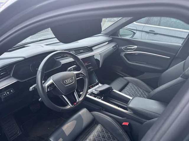 Audi e-tron Quattro Sportback