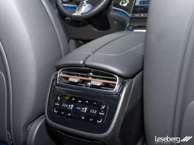 Mercedes-Benz EQE 300 Sedan