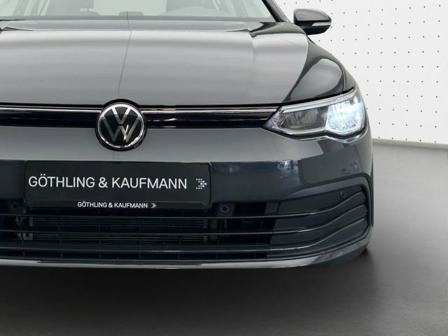 Volkswagen Golf DSG Life Variant e-Golf