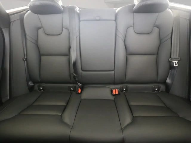 Volvo XC60 AWD Dark Plus T6