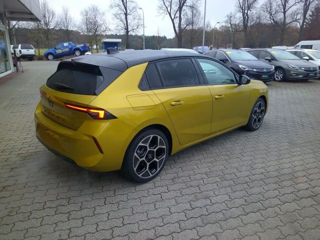 Opel Astra 1.2 Turbo Ultimate